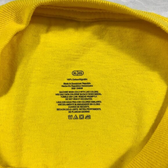 Michigan Wolverines‎ bright yellow T shirt XL - Picture 3 of 4